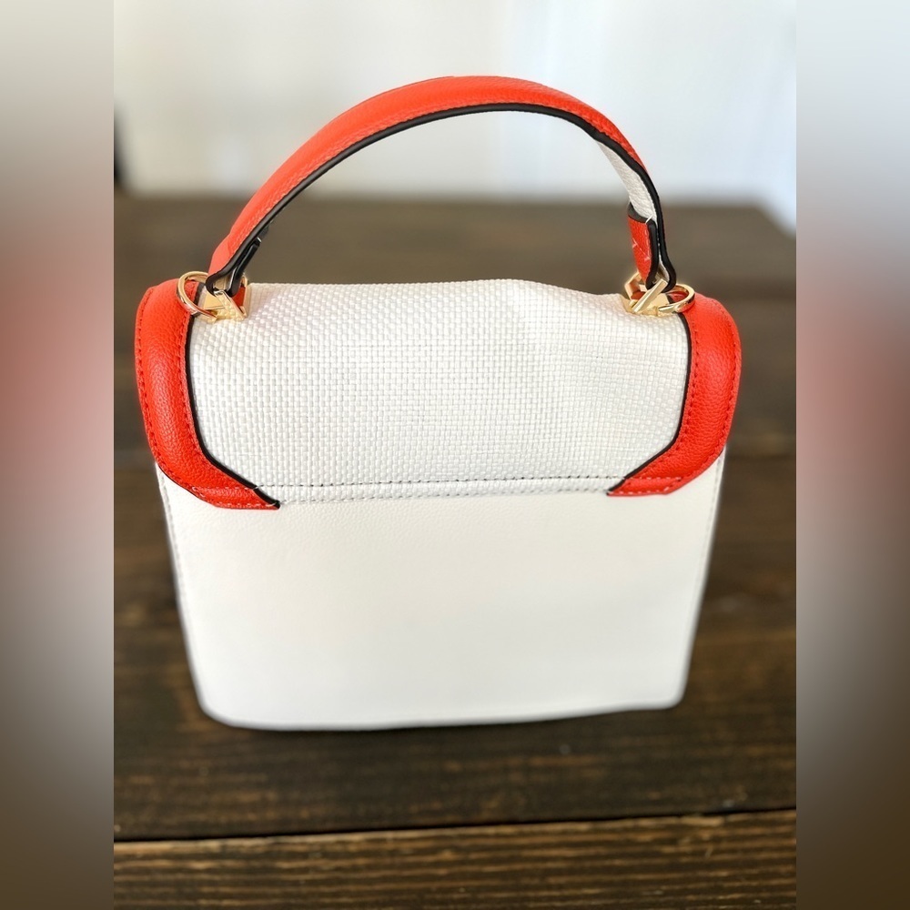 ALDO ADRYNIEL STATEMENT BAG IN FLORAL-WHITE NWOT - Picture 6 of 9